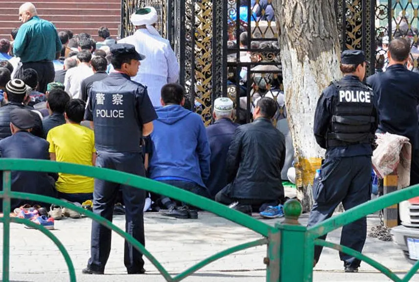 أعلى معدل سجن في العالم.. 1 من كل 25 مسلمًا إيغوريًّا تعتقله الصين
